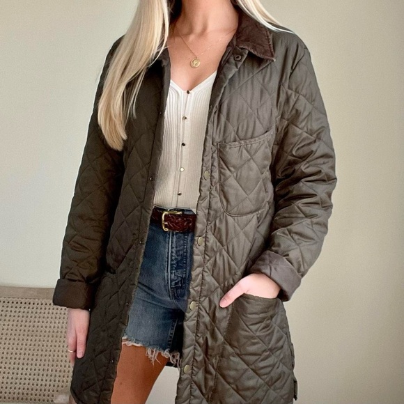 Vintage Jackets & Blazers - Vintage Quilted Corduroy Collared Longline Chore Barn Coat in Army Green